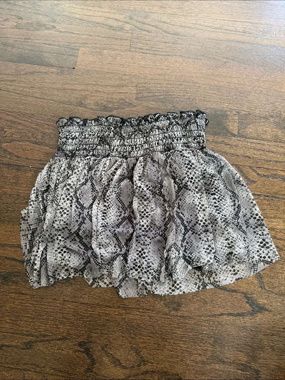 Cheryl Creations Girls Snake-Print Skort - Black & White